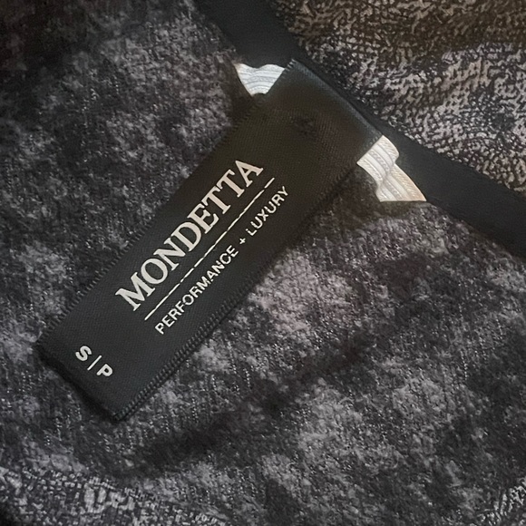 🔵5 For $15🔵 Mondetta Black & Nude Mock Neck Cowl Sweatshirt - Picture 5 of 9